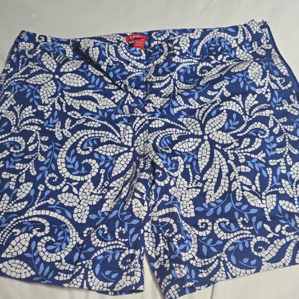 Blue Floral Women's Shorts